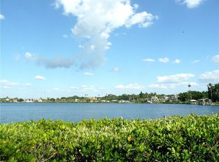 Whitcomb Blvd, Tarpon Springs, FL 34689