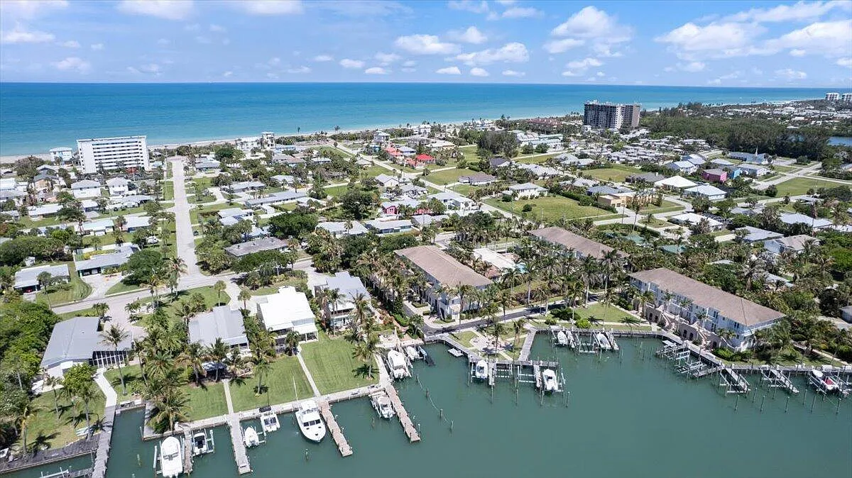 Coconut Cove Marina — Photo 4