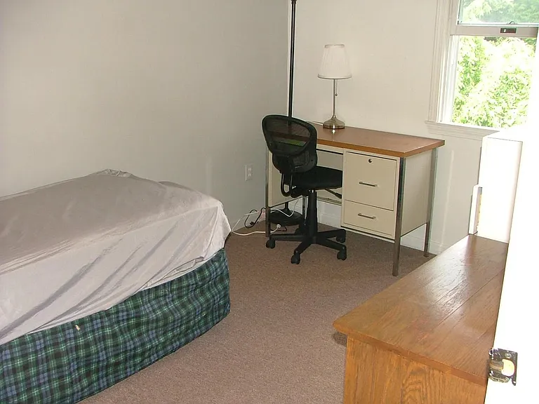 742 Meigs St #2 — Photo 7