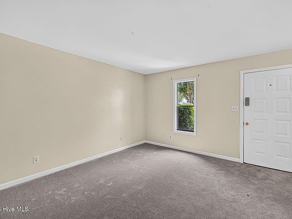 5th image of 2521 Flint Drive
