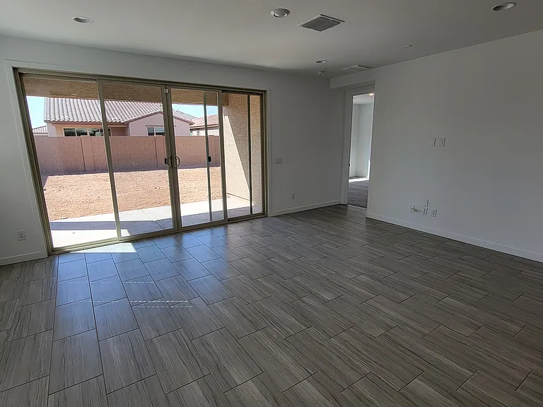 9125 W Montecito Ave — Photo 12