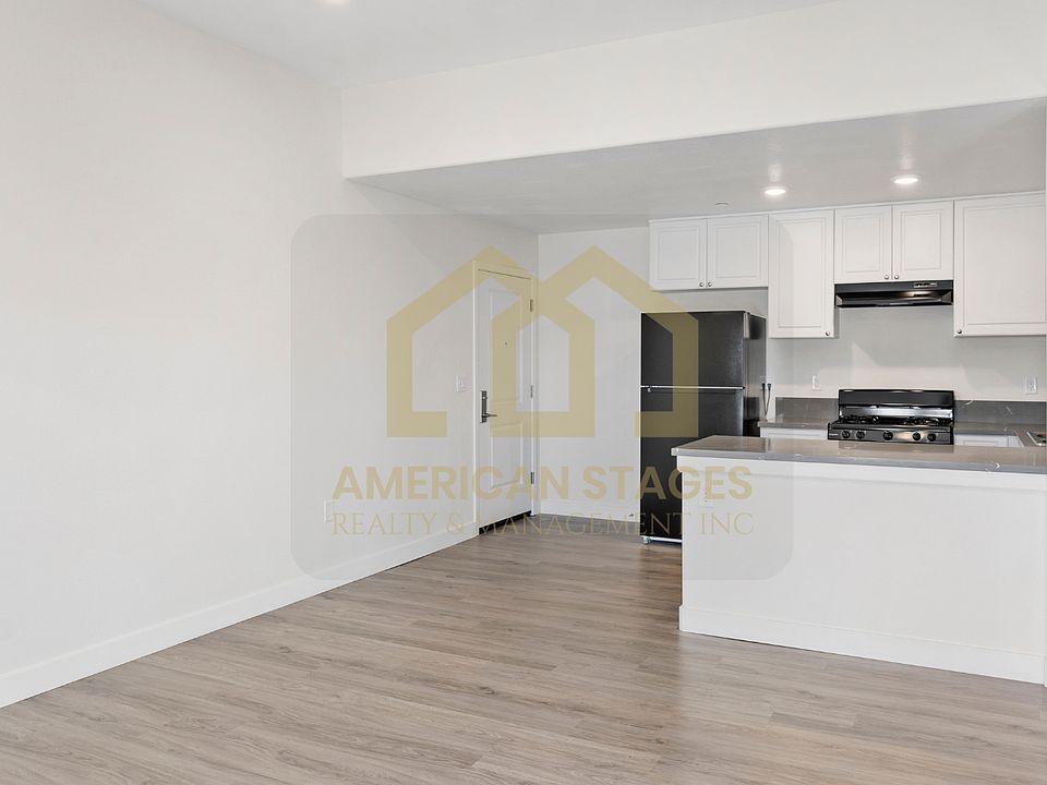 1st image of 101 N Broadway St #313