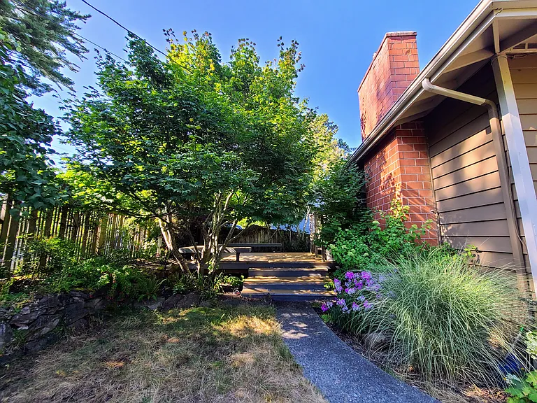 6200 24th Ave NE #1 — Photo 16
