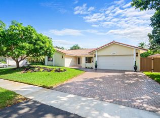 1340 NW 97th Ave, Plantation, FL 33322