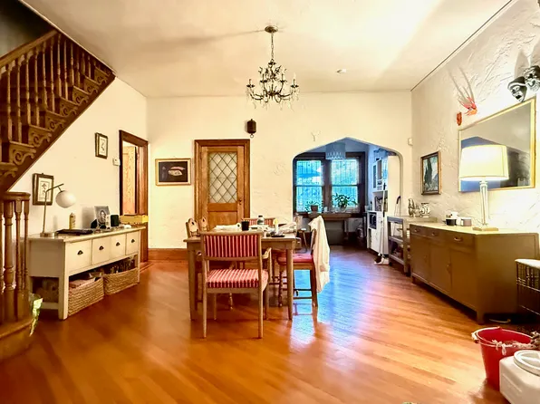 116-26 Parklane South image 3 of 27