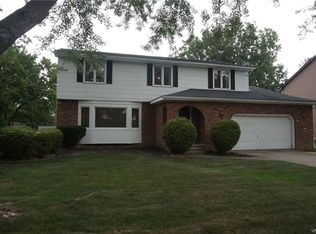 58 Heritage Rd E, Buffalo, NY 14221