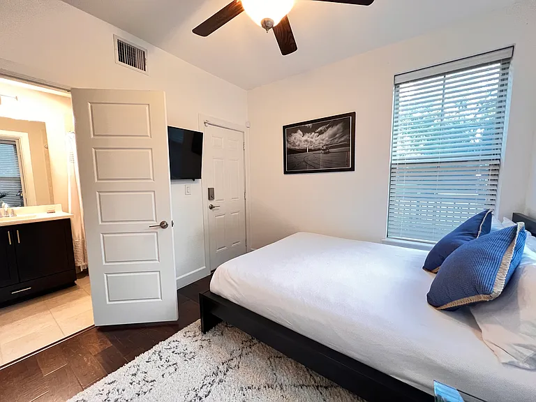 2705 Yellow Jasmine Ln — Photo 10