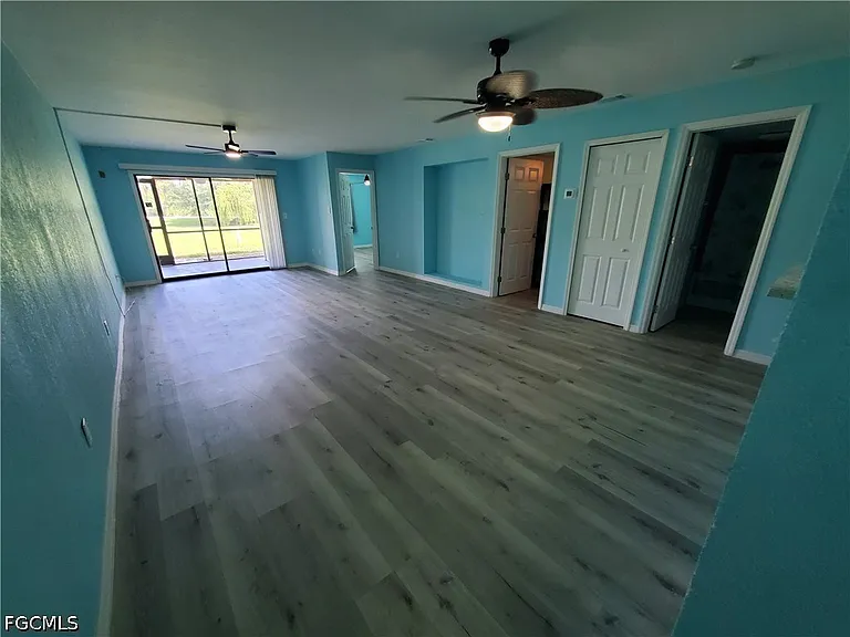 1055 Palm Ave #214 — Photo 11