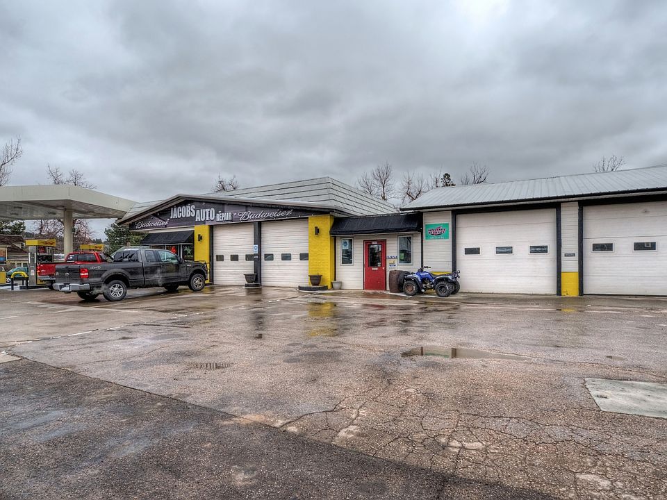 AUTO REPAIR BUSINESS