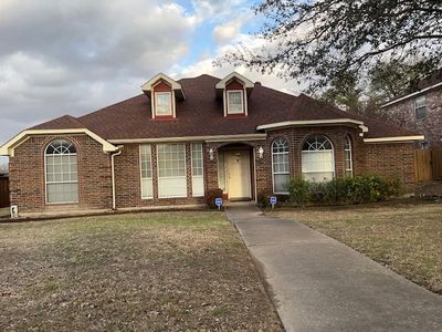 704 Kelsie Ln, Desoto, TX, 75115