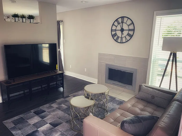 935 La Posada Dr #251 — Photo 6