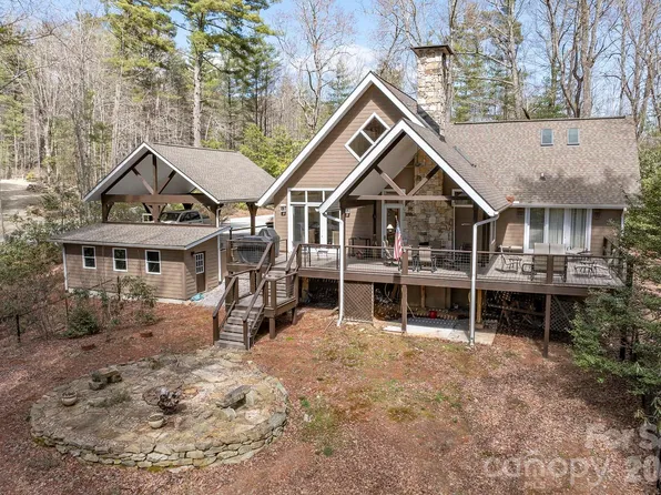 1580 Fairway Dr, Lake Toxaway, NC 28747