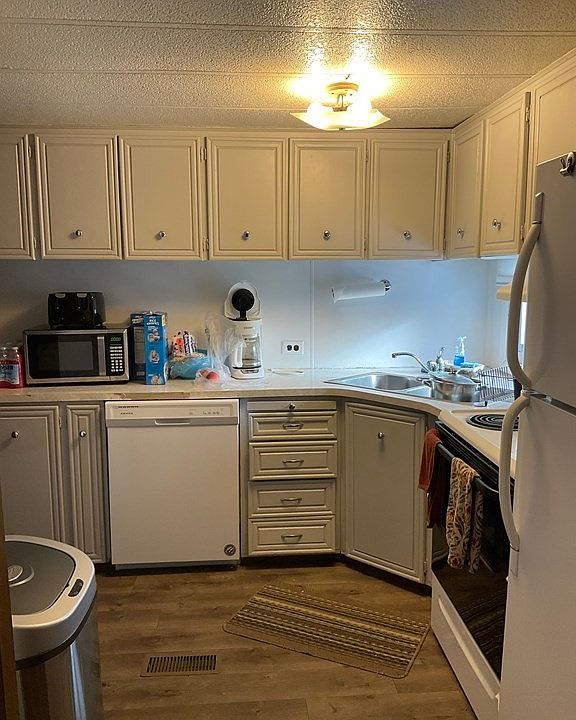 91 Berkeley, Tewksbury, MA 01876 Zillow