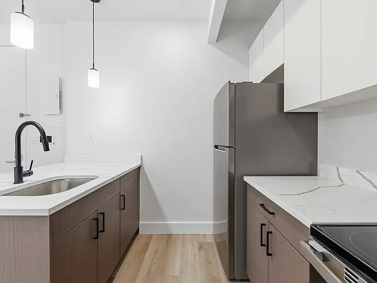 89-25 162nd St #501 — Photo 11