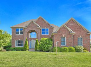 1402 Ridgefield Dr, Mahomet, IL 61853