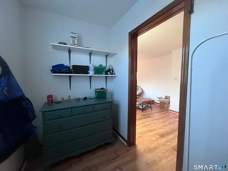124 Thorpe St — Photo 9