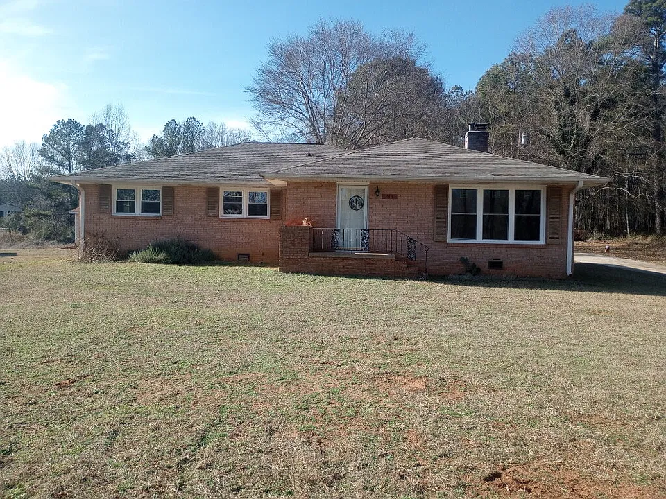 230 Brook Forest Dr