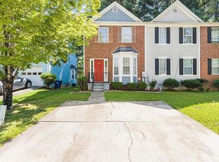 5910 Hampton Ct, Atlanta, GA 30349