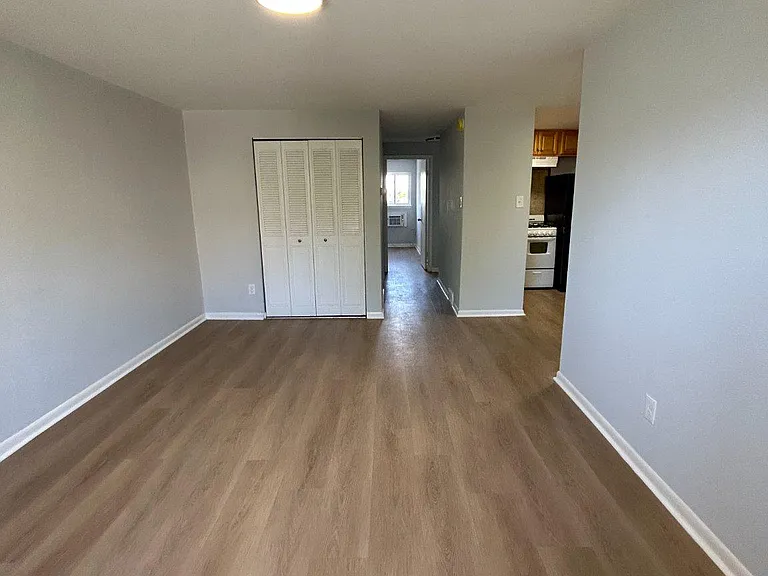 308 Burmont Rd — Photo 7