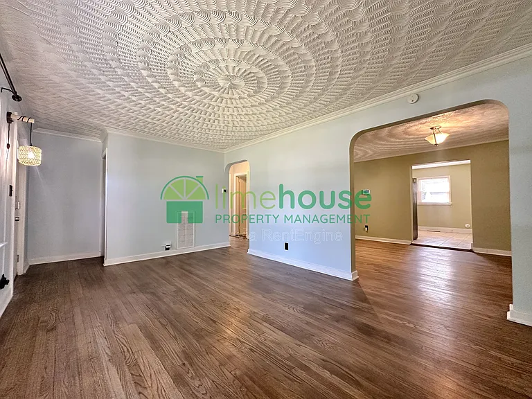 8107 Old Ocean View Rd — Photo 4