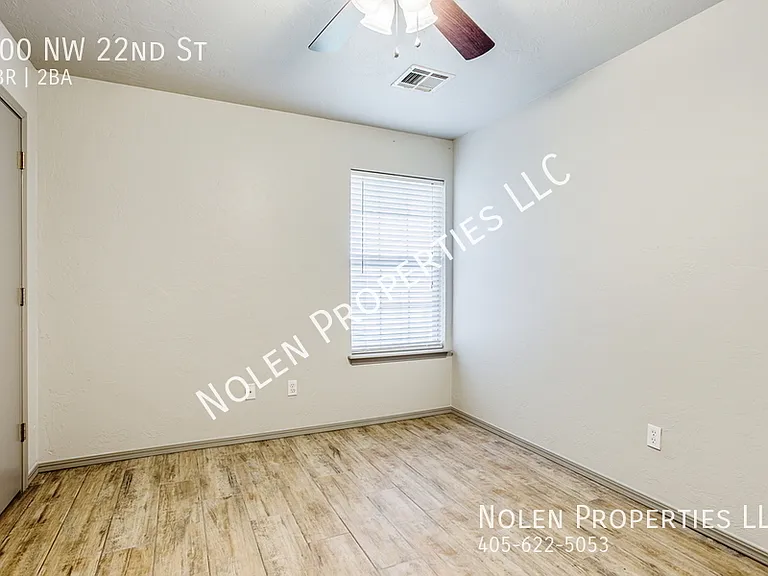 800 NW 22nd St — Photo 14