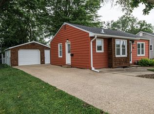 15 15th Ave NE, Rochester, MN 55906