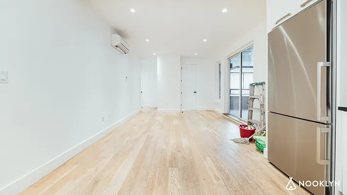 Rented by Nooklyn NYC LLC | media 40