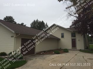 1407 Elmwood Rd, Lansing, MI 48917