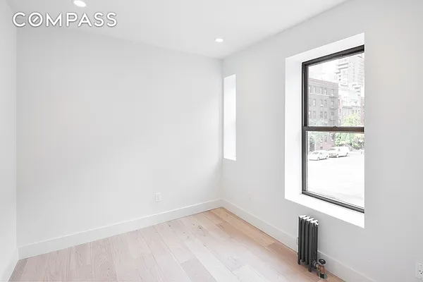 Rented by Compass | media 36