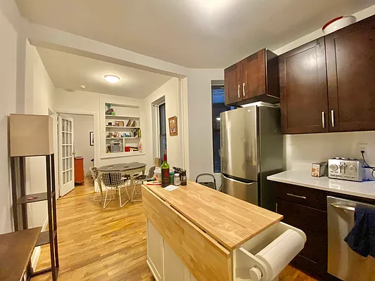 Rented by Living New York | media 7