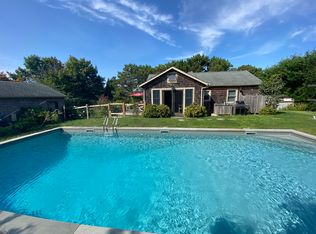 8 Old Fort Ln, Southampton, NY 11968