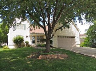2224 NW Cove Ct, Blue Springs, MO 64015