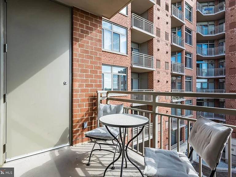 3600 Glebe Rd #533W — Photo 9