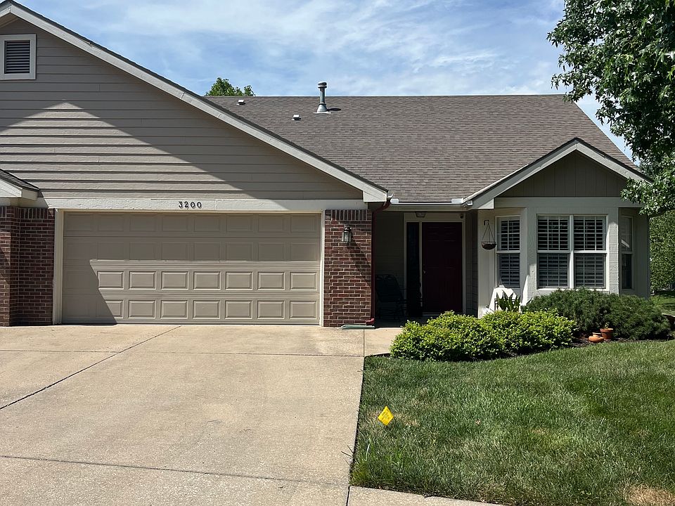 Corner lot with side and back yard