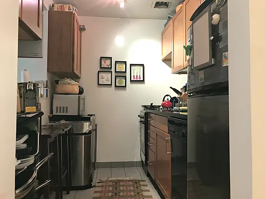 Rented by Buchbinder & Warren | media 14