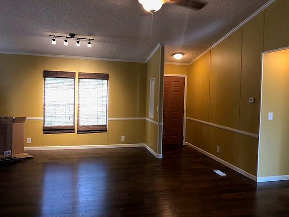 Open floor plan-living room