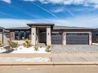 2028 W Grand Teton Rd, Hurricane, UT 84737
