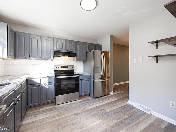 5th image of 109 Larchwood Ct