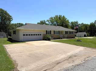 500 N Stark St, Bennington, KS 67422