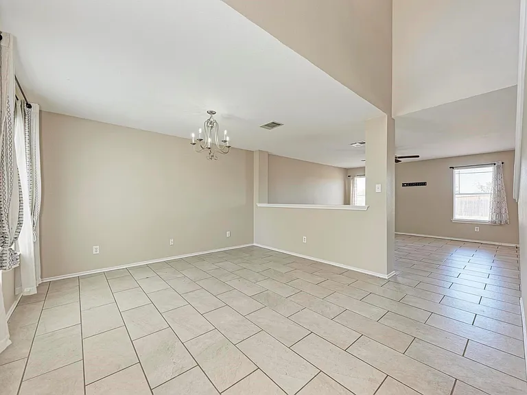 289 Drystone Trl — Photo 7