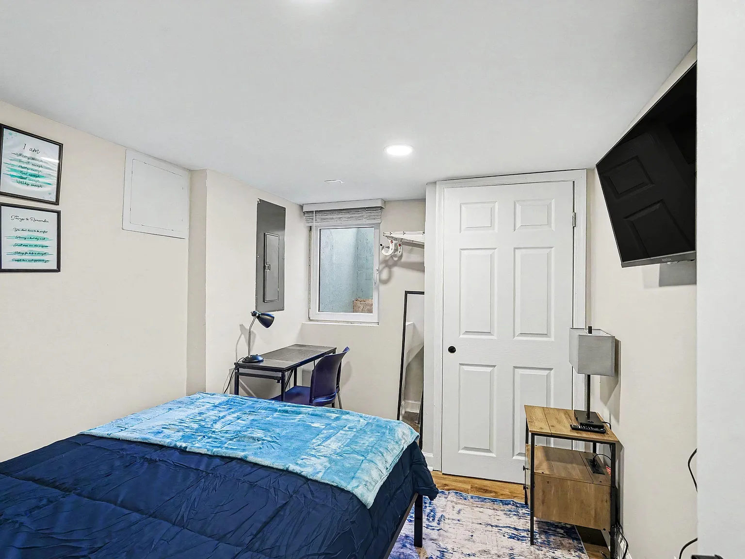 4 bed, 3.0 bath, 1600 sqft, $866 — Photo 3