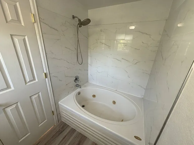 8043 Clay Dr — Photo 8
