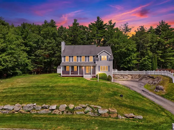 43 Duncan Farms Road, Manchester, NH 03102