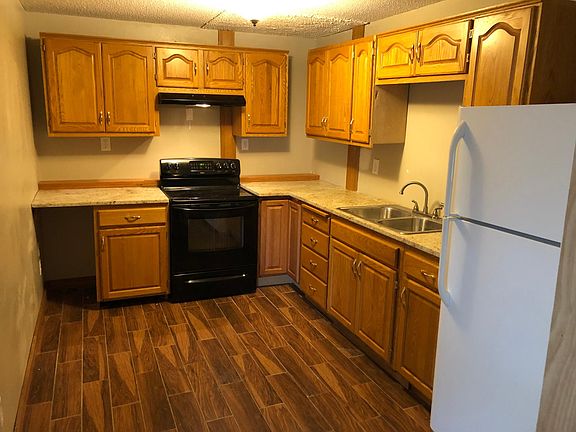4th image of 602 Twin Ct #2