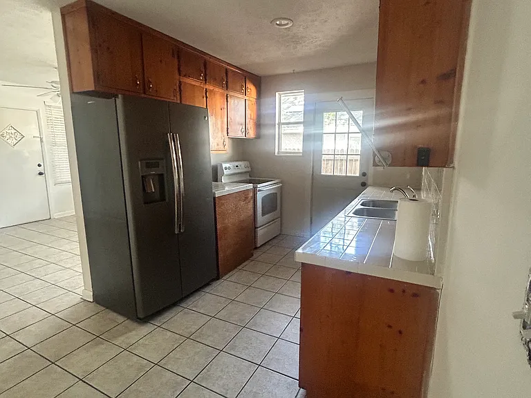 522 5th Ave N #522 — Photo 5
