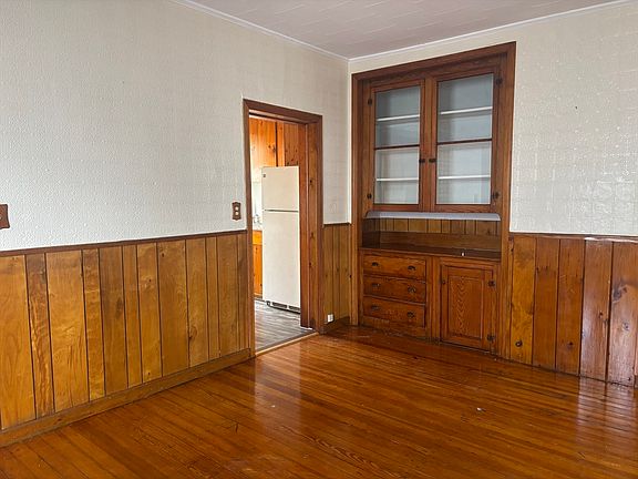 5th image of 87 Smith St