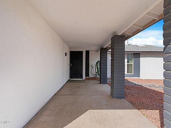4th image of 1700 W ROSAL Drive