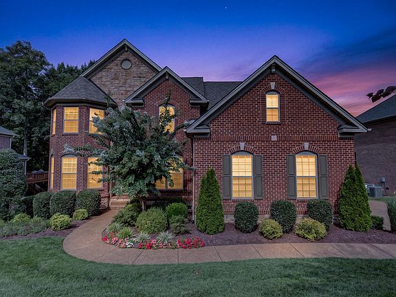 4th image of 7166 Tullamore Ln