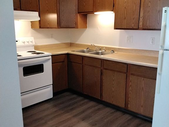 4th image of 505 & 507 E 4th St #10