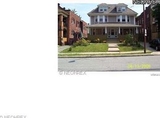 1881 Belmore Rd, East Cleveland, OH 44112